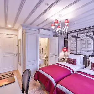 2* Hotel 9 Doors (adults Only)