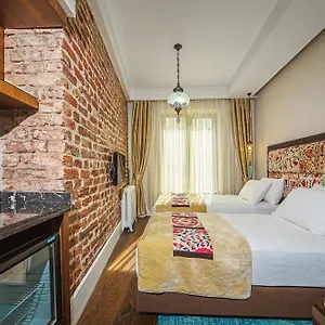 Hotel Azade